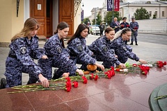 В День солидарности в борьбе с терроризмом столичные росгвардейцы провели памятное мероприятие, посвященное трагическим событиям в Беслане