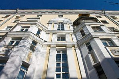 Построенное по индивидуальному проекту здание в районе восстановили 